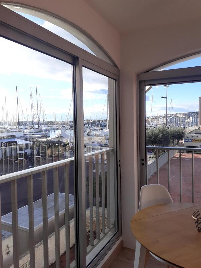Agreable Studio Vue Port Au Cap D'Agde Extérieur photo
