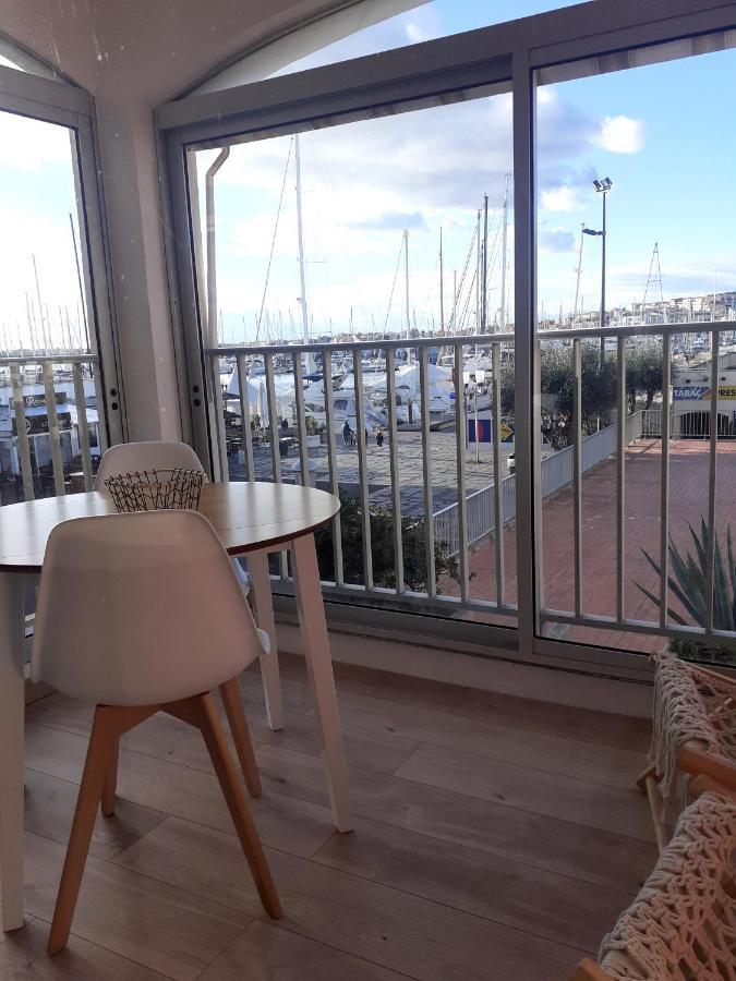 Agreable Studio Vue Port Au Cap D'Agde Extérieur photo