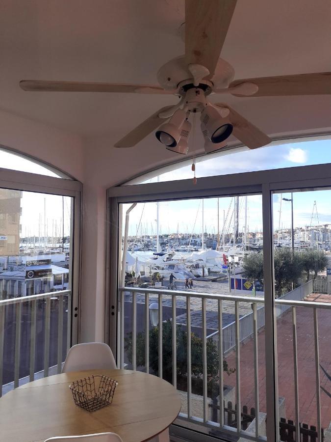 Agreable Studio Vue Port Au Cap D'Agde Extérieur photo